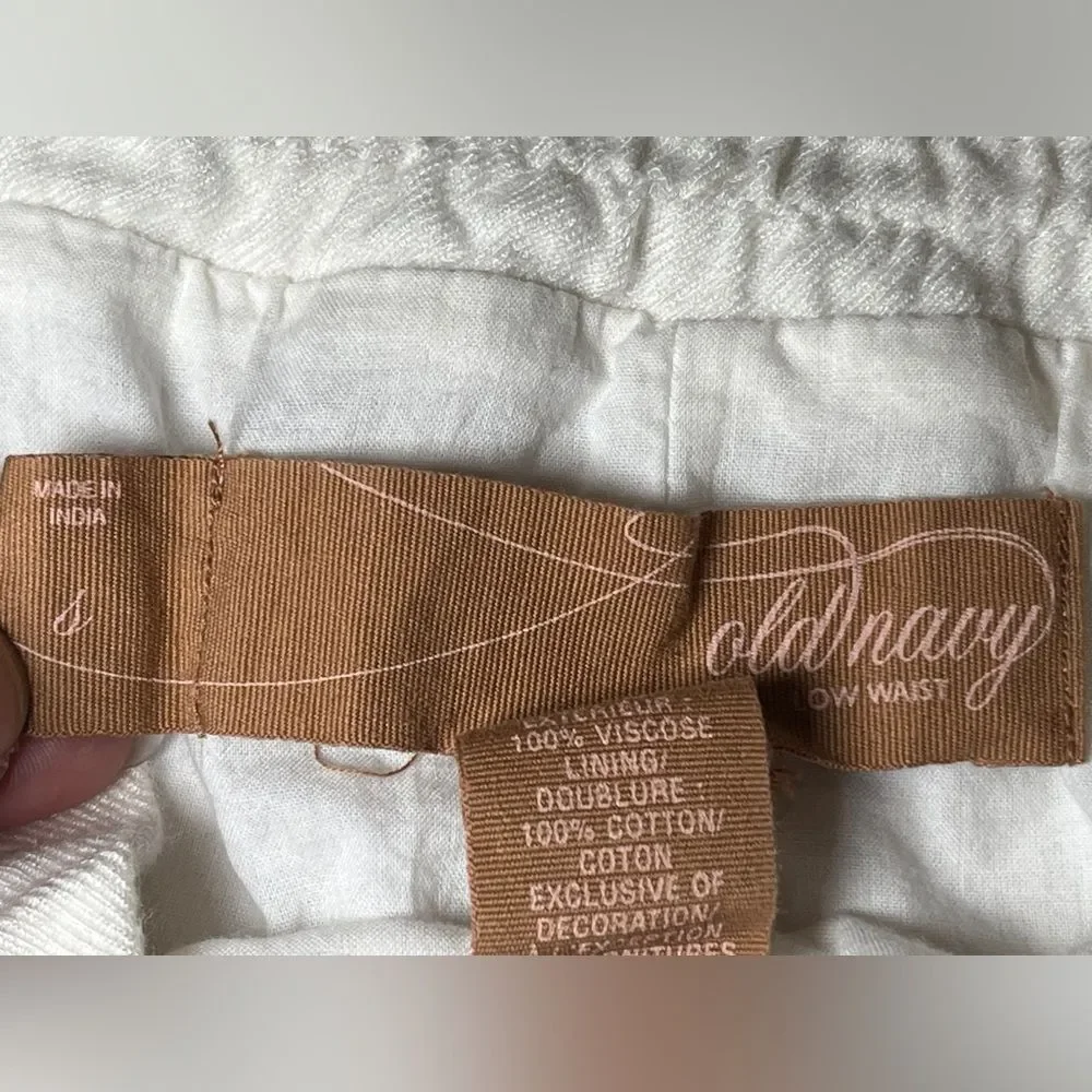 Old Navy Y2K Low Waist Skirt Lined Off White Size Small
